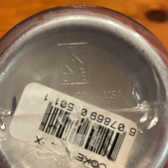 NWT Vintage Coca Cola Classic travel insulated mug w/metal insert & rubber straw - Picture 12 of 15